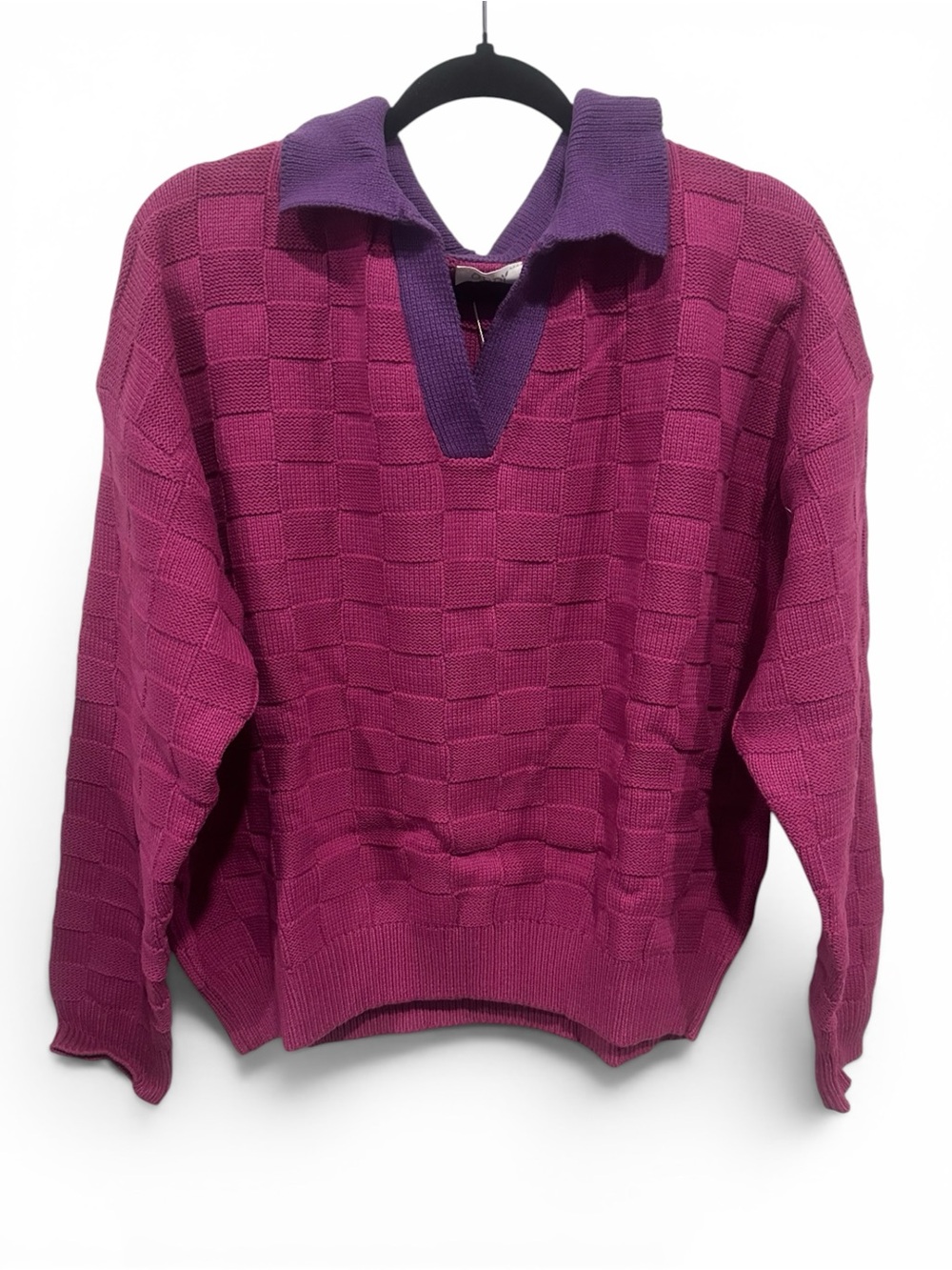 Women’s Lg Oddi V-Neck Collared Sweater in Magenta